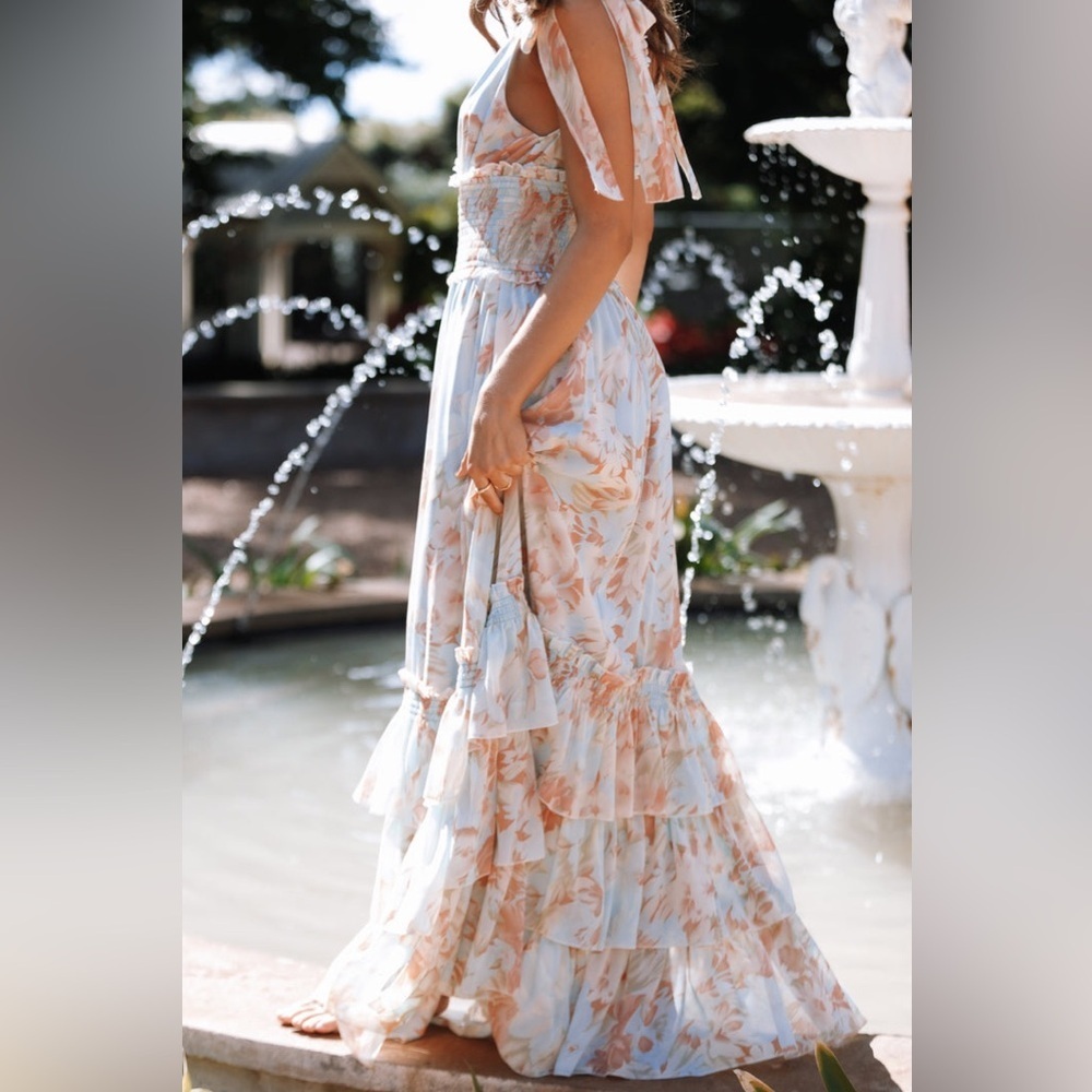 PETAL & PUP CHRISTABEL TIERED MAXI DRESS - BLUE FLORAL M B1830 - Picture 3 of 10